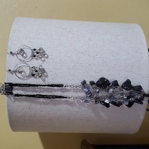 Dangly earrings and necklace set